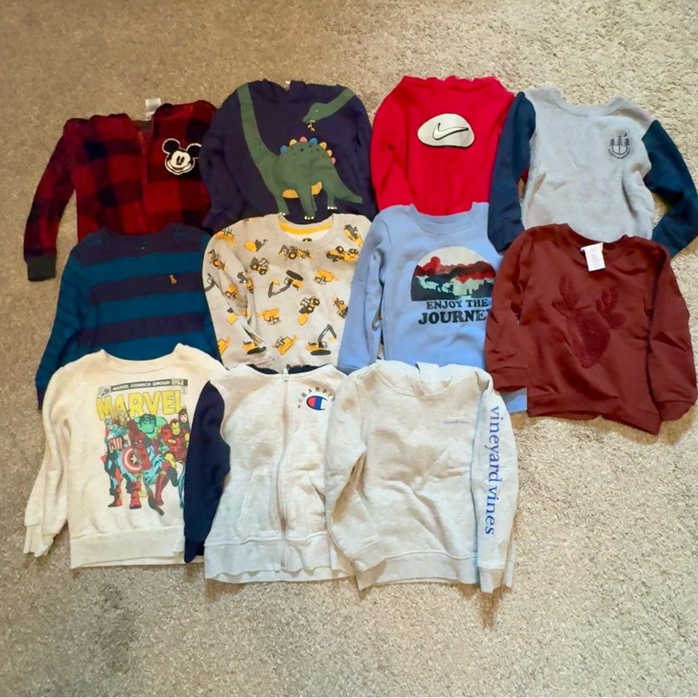 Kids Graphic Sweatshirt Collection